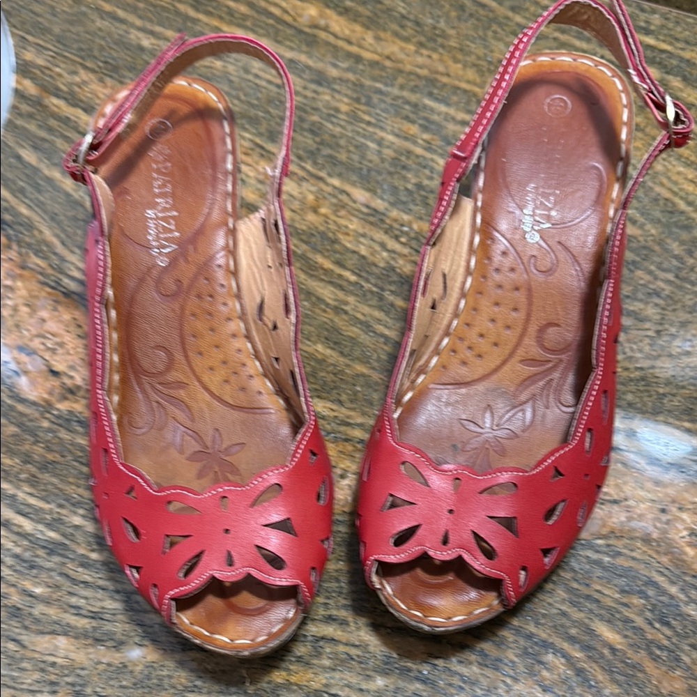 Patrizia Pepe Red Sandals with Vintage-Inspired Design
